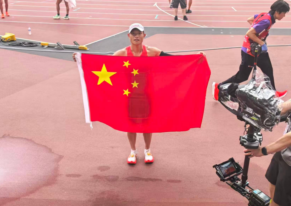 第二, 小时, GERbX 第二, 小时, GERbX